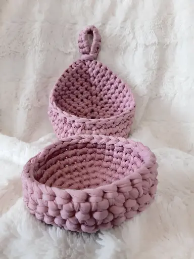 2 PANIERS AU CROCHET (rose/violine)