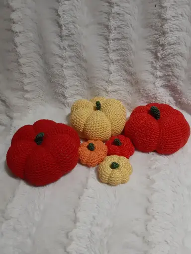 6 CITROUILLES AU CROCHET